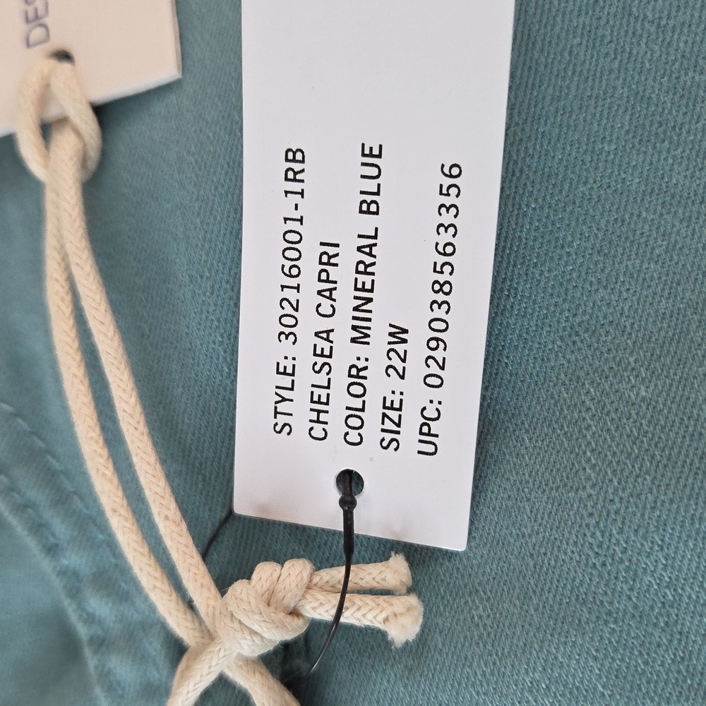 Code Bleu Womans 22W Capri Teal Button-Accent Cla… - image 4